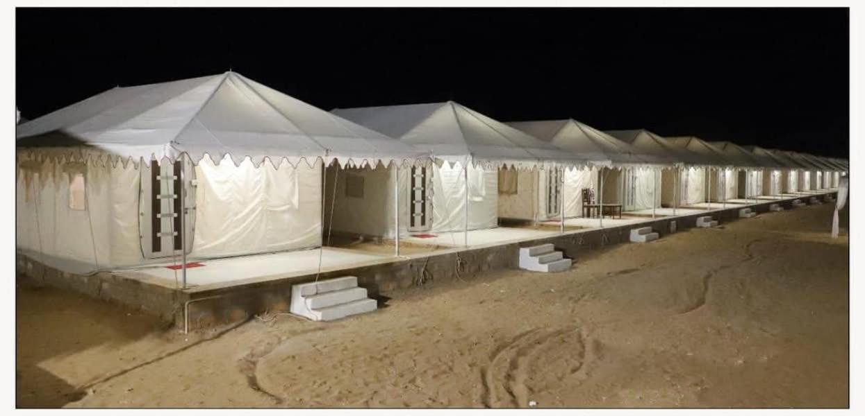 Om Luxury Resort Jaisalmer Luaran gambar